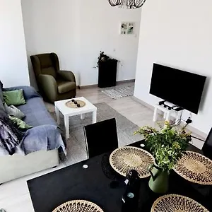 Centro Adelfas De Sensi Mdm Apartamento
